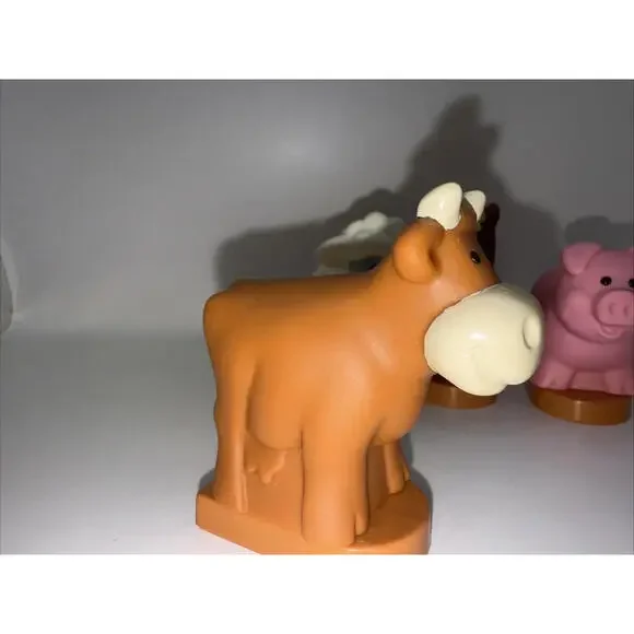 Vintage Milton Bradley Farm Families Replacement Animals ONLY Parts - Picture 3 of 6